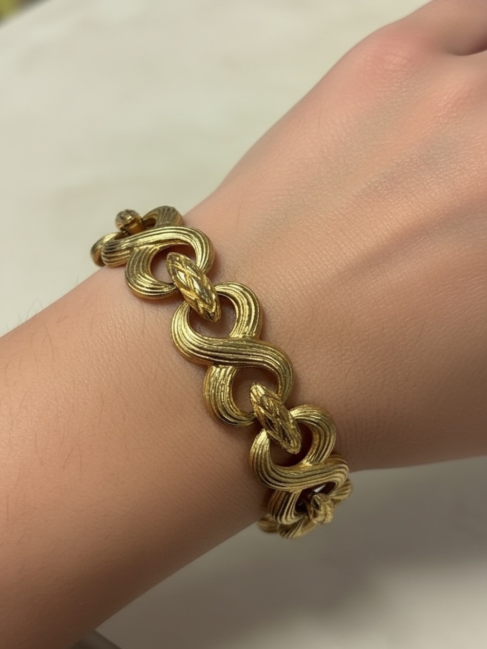 Vintage Gold Twisted Link Bracelet